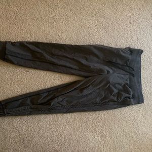lululemon gray joggers
